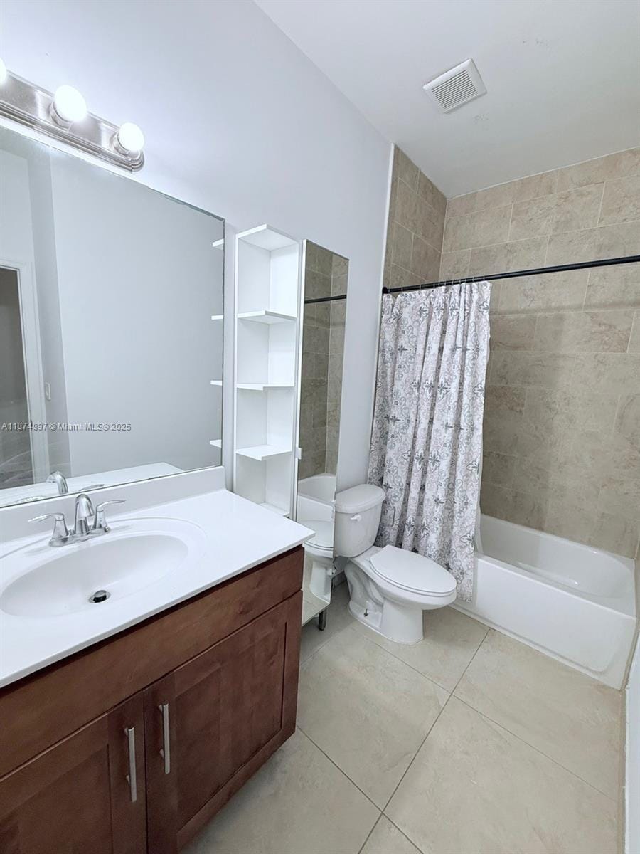 Building Photo - 5980 NW 104th Ct