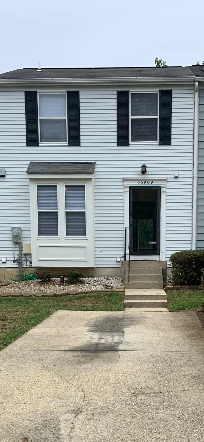 Primary Photo - 15404 N Oak Ct