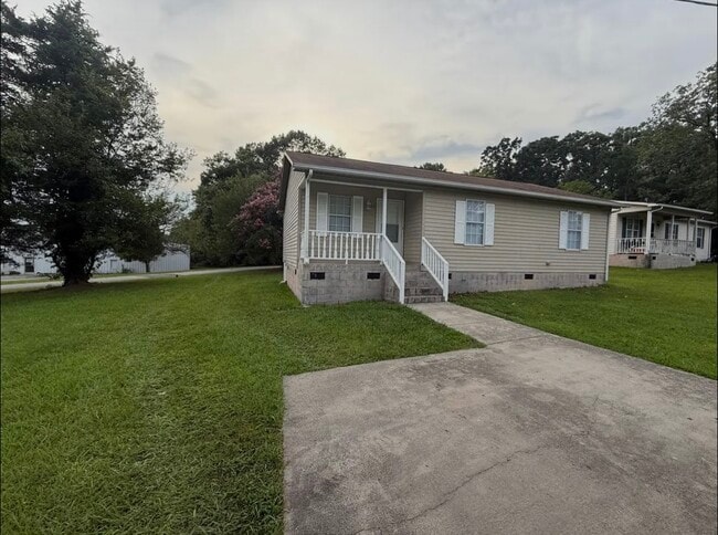 Primary Photo - 202 Charles St