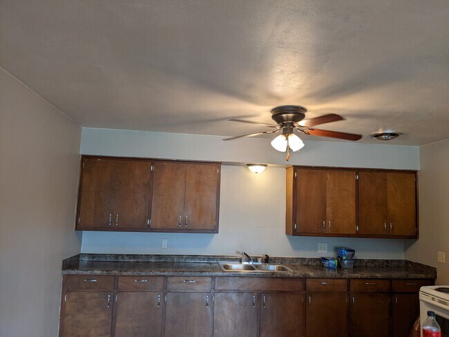 Interior Photo - 1300 Washington Ave.