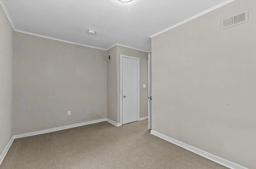 Building Photo - 50 Fletcher Pl