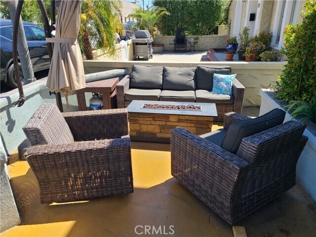 Building Photo - 213 Covina Ave