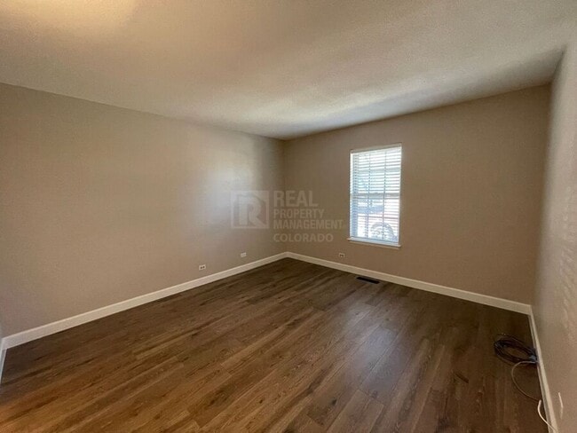 Building Photo - 7110 S Gaylord St