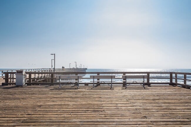 Building Photo - 645 Sunfish Way