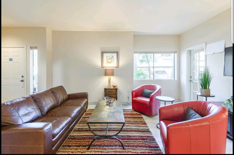 Building Photo - 9708 E Via Linda