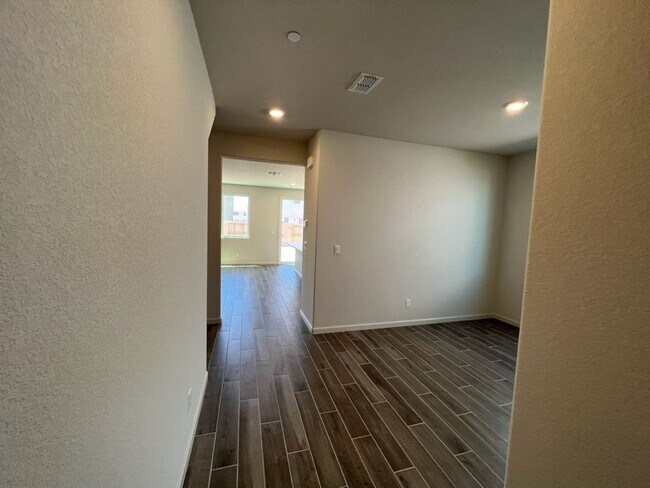 Building Photo - 4-bedroom two story plus a bonus loft!