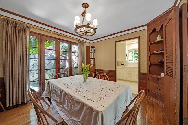 Building Photo - 7503 Willow Glen Rd