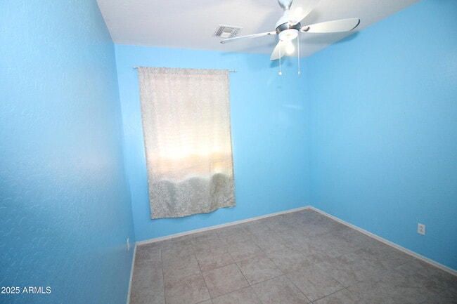 Building Photo - 4815 N 95th Ln