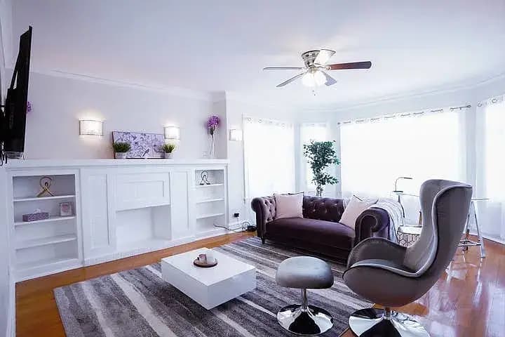 Building Photo - 6444 N Washtenaw Ave