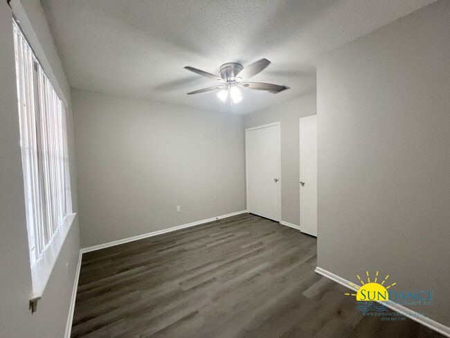 Building Photo - Spacious 3-Bedroom Condo with Community Am...