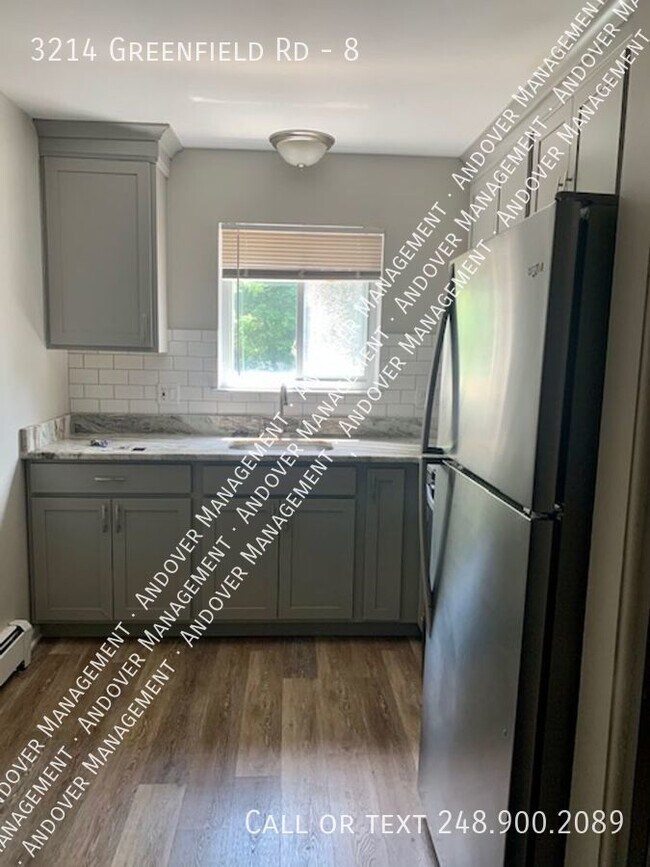 Building Photo - 3214 Greenfield Rd