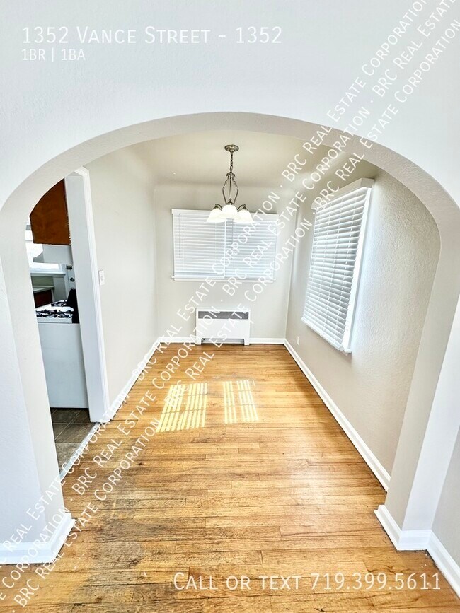 Building Photo - 1352 Vance St