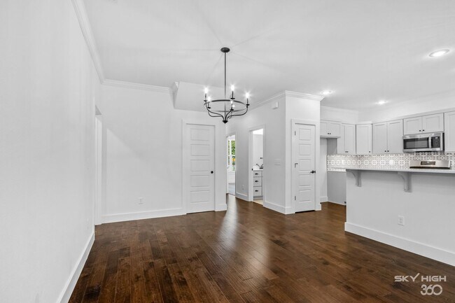 Building Photo - 2196 N Woodlark Ln