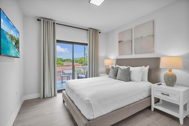 Building Photo - 2951 NW 13th St