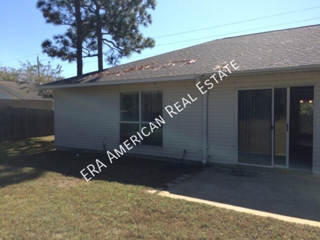 Building Photo - 7474 Manatee St