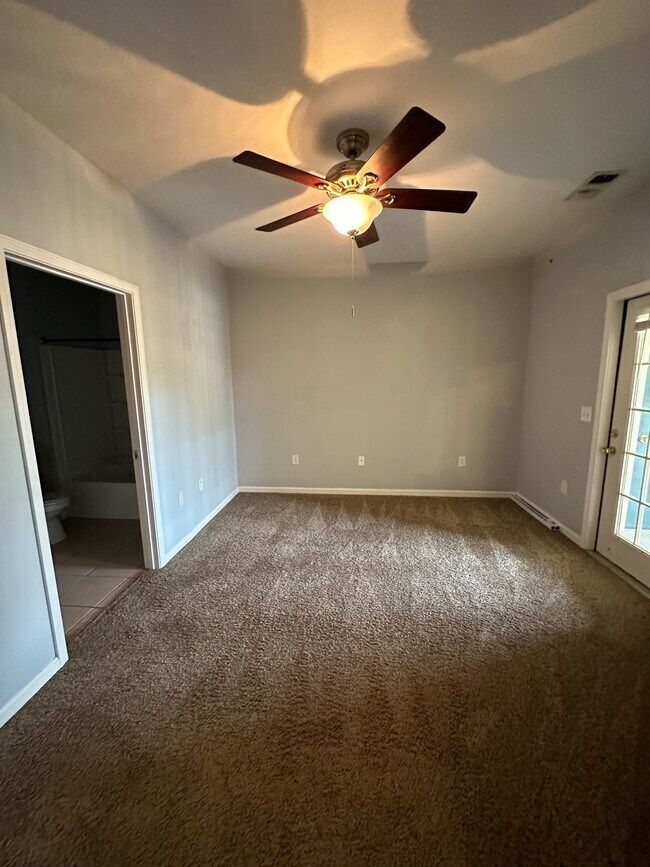 Building Photo - 2331 Whitemarsh Way