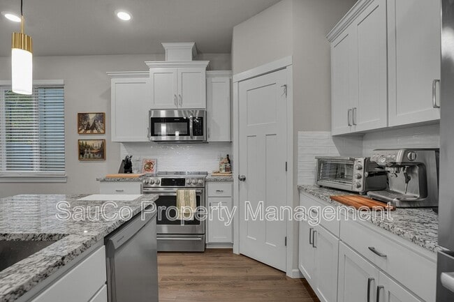 Building Photo - 1483 19th Ave