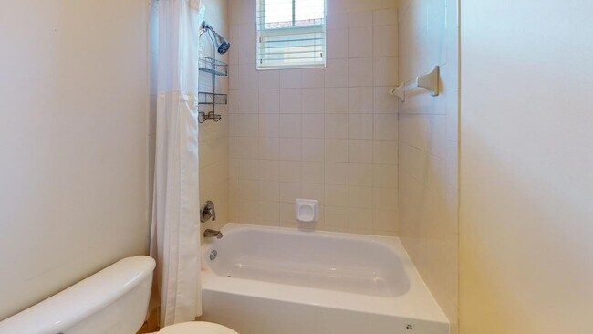 Building Photo - 5773 NW 119th Terrace