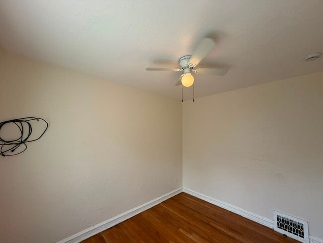 Building Photo - 3697 Hildana Rd
