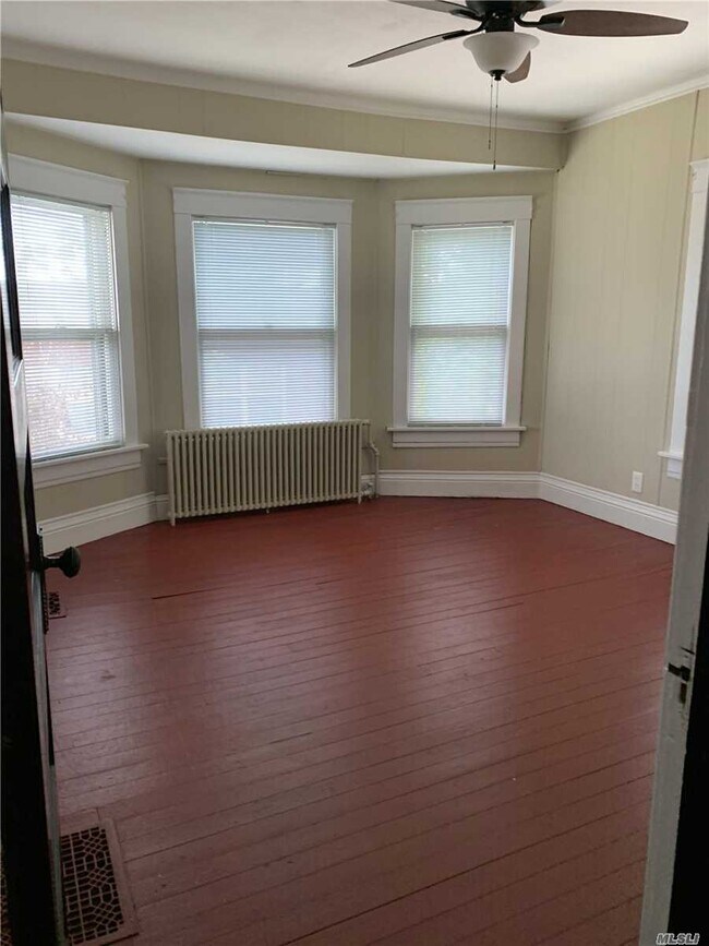Building Photo - 2134 Jackson Ave