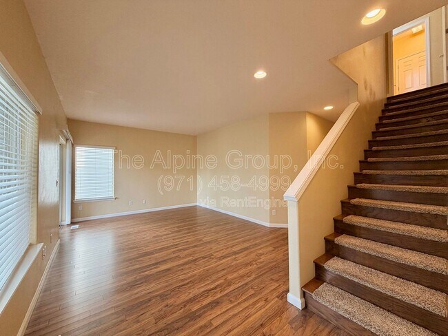 Building Photo - 13760 SW Mapleview Ln