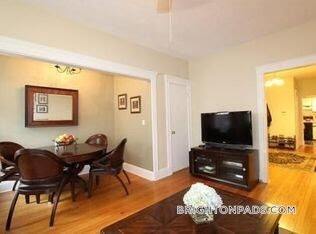 Primary Photo - 2 Sutherland Rd