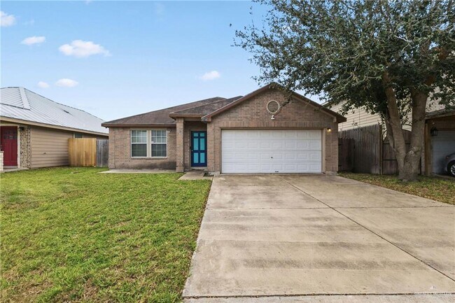 Building Photo - 20 Llano Grande Ln