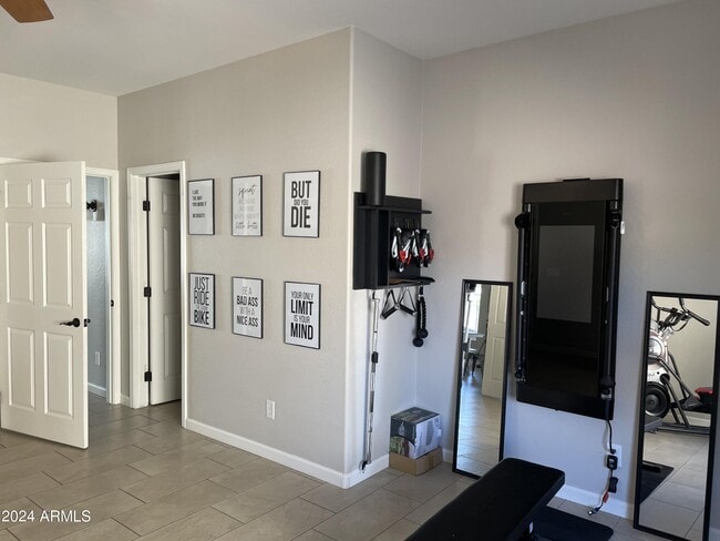 Building Photo - 12376 W Sells Dr