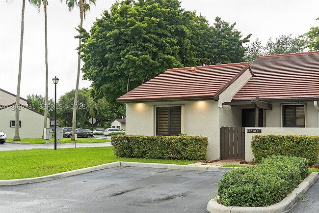 Building Photo - 13340 SW 90th Terrace