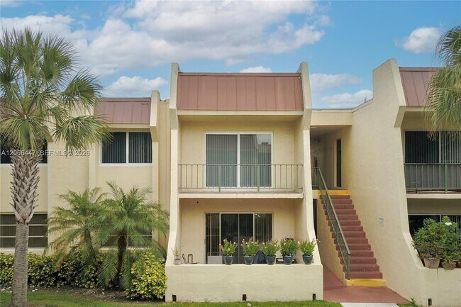 Building Photo - 13898 SW 90th Ave