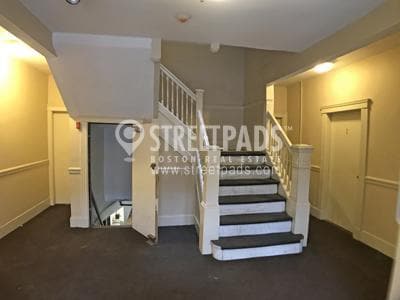 Building Photo - 1 bedroom in Boston MA 02134