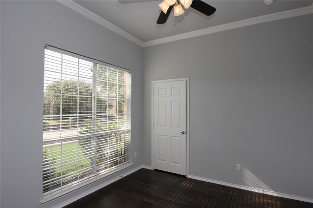 Building Photo - 10404 Forrest Dr
