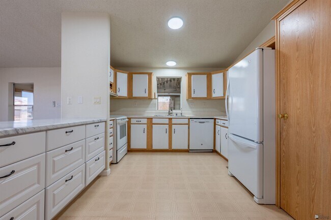 Building Photo - 11238 S Cactus Wren Way