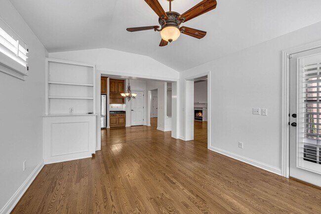 Building Photo - Welcome to this charming all-brick rental ...