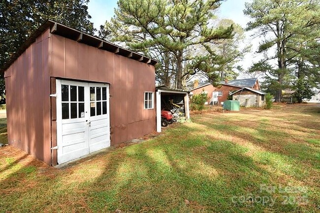 Building Photo - 1850 Landis Hwy