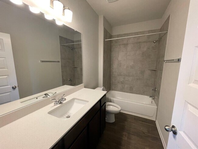 Building Photo - 148 Free Stone Dr