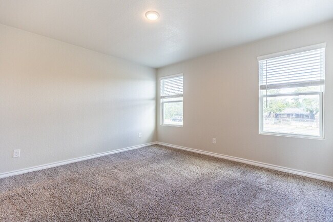 Building Photo - 6265 Eddie Way