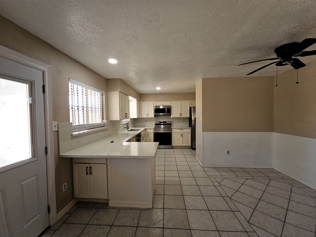 Building Photo - 1310 Goswell Ln