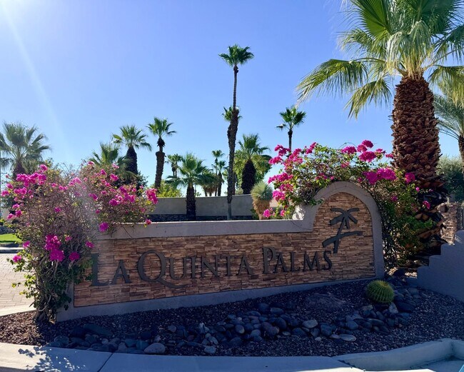 Building Photo - AVAILABLE NOW! BEAUTIFUL 2-Bedroom 2 -bathroom Condo in La Quinta Palms!
