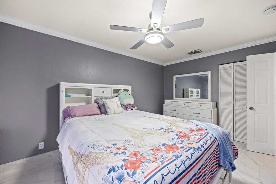 Building Photo - 22731 SW 55th Way