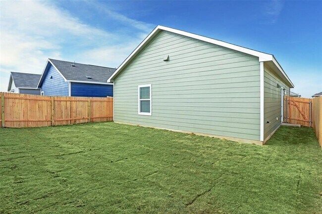 Building Photo - 340 Geode Glen