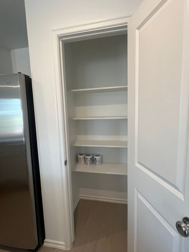 Building Photo - REDUCED RENT!!! Available Now! 4-Bedroom, 3-bath home in OKC!