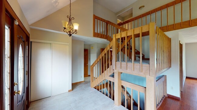 Building Photo - 3922 Ridgedale Dr