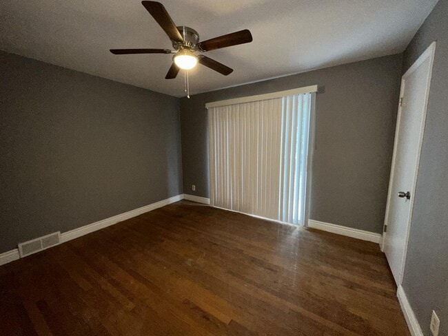 Building Photo - Lovely 2 Bedroom / 2 Bath for Rent - Section 8 Welcome