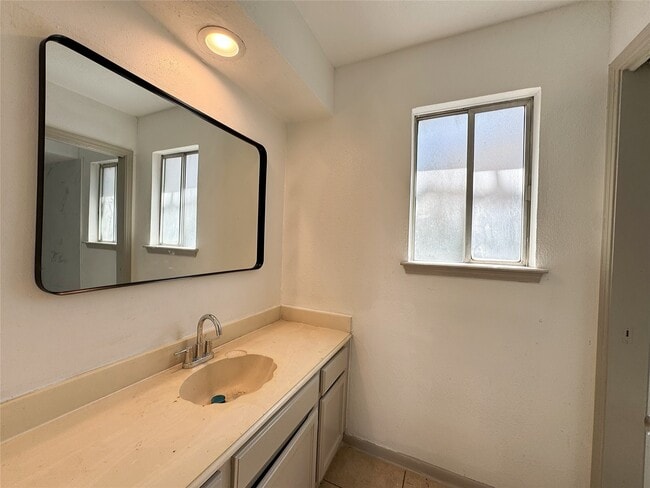 Building Photo - 4431 Yupon Ridge Dr