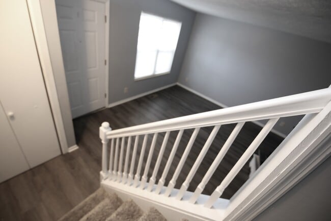 Building Photo - 2297 Ayers Dr