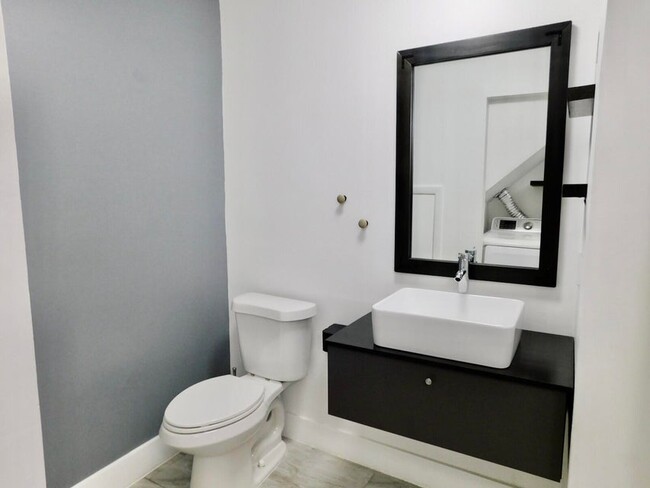 Downstairs Bathroom - 4155 Turnberry Cir