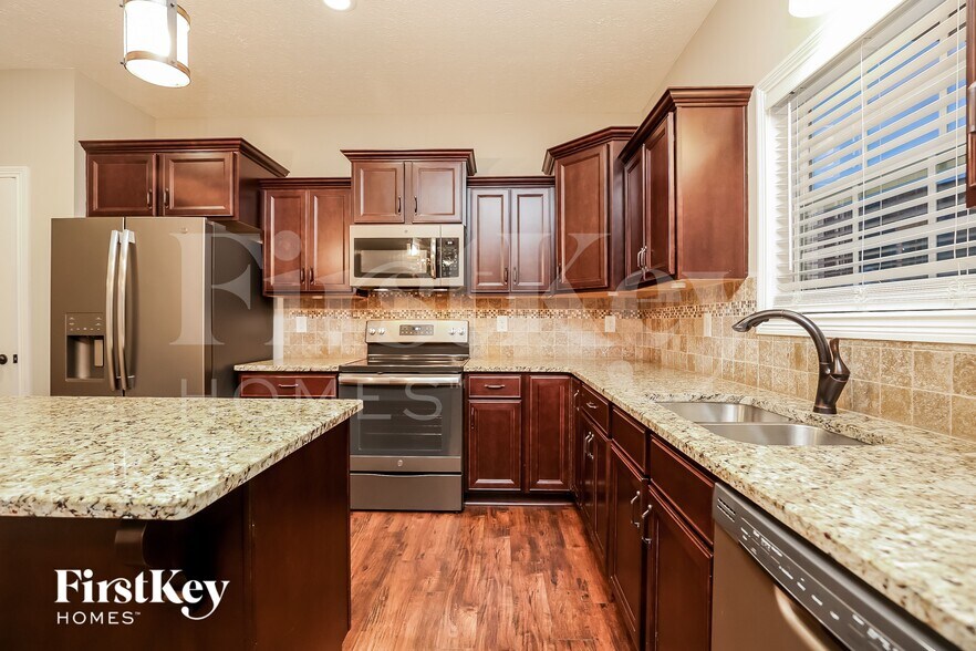 Building Photo - 1034 Christian James Ct