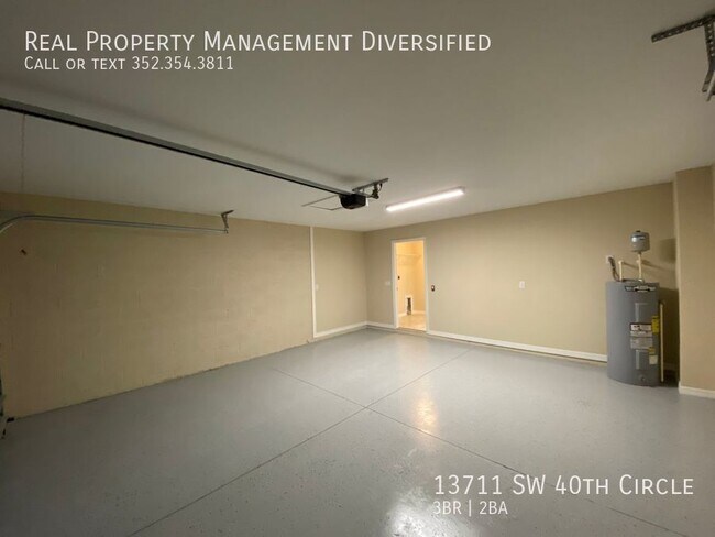 Building Photo - 13711 SW 40th Cir
