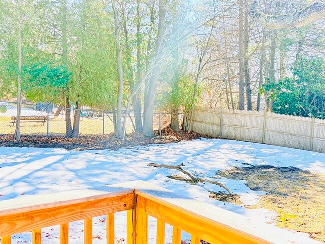 Building Photo - 53 Gale Rd